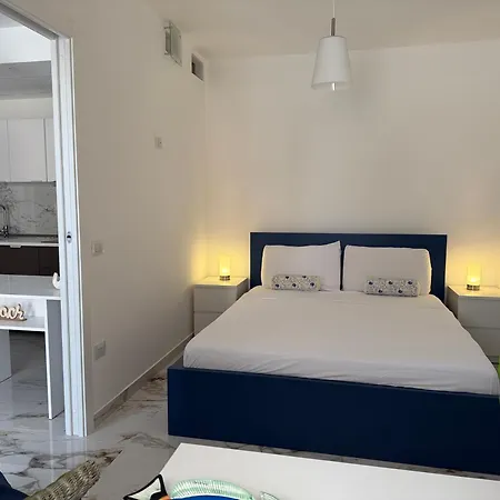 La Casetta Di Gisel - Gisel's Little House Apartment Torre Lapillo
